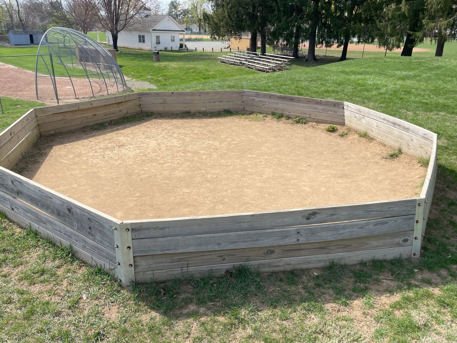 Gaga Pit