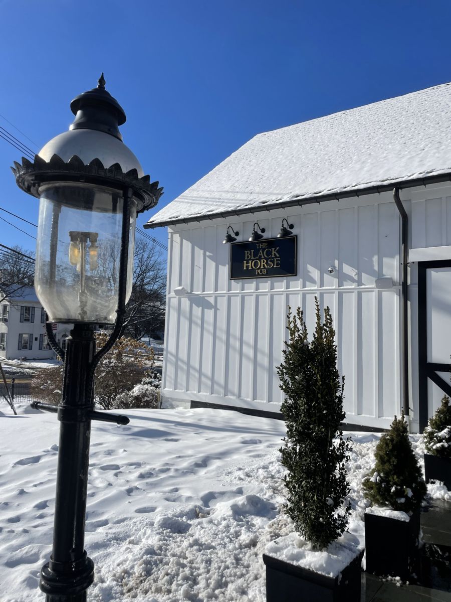 Black Horse Pub Side
