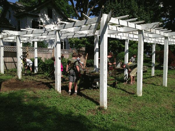 Boy Scouts Working on Tranquility Garden